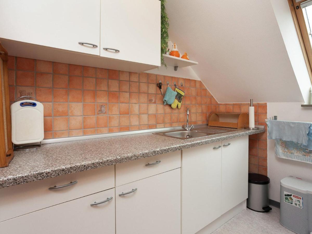 Flat In Polle Near The Forest Екстер'єр фото