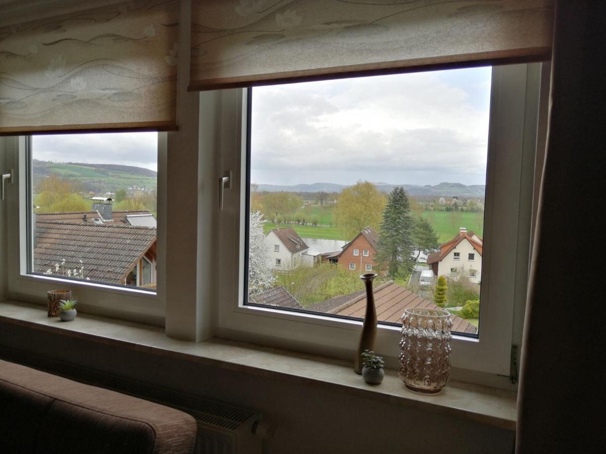 Flat In Polle Near The Forest Екстер'єр фото