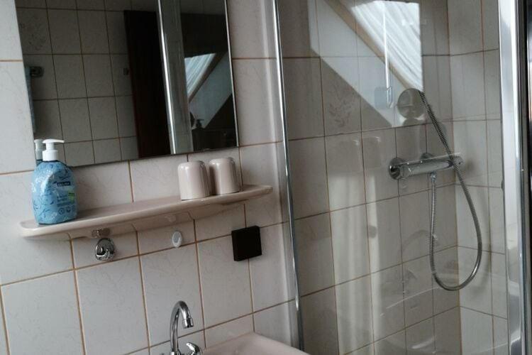 Flat In Polle Near The Forest Екстер'єр фото